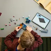 LEGO - Minecraft - O Encontro com o Guarda - 21274