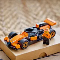 LEGO - City Formula 1 - Piloto de F1 com Carro de Corrida da Mclaren - 60442